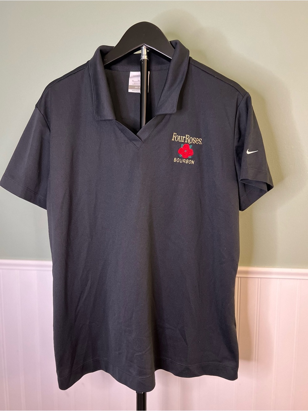 Nike Golf Dri-Fit Women's Black Four Roses Bourbon Polo. Size XL